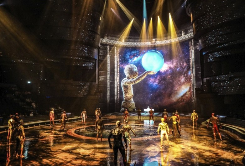 The fascinating world of La Perle by Dragone